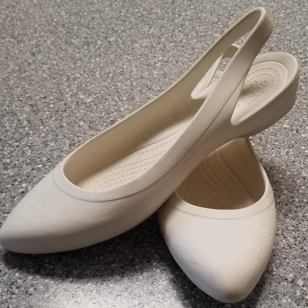 Crocs Eve Pointy Toe Slingbacks